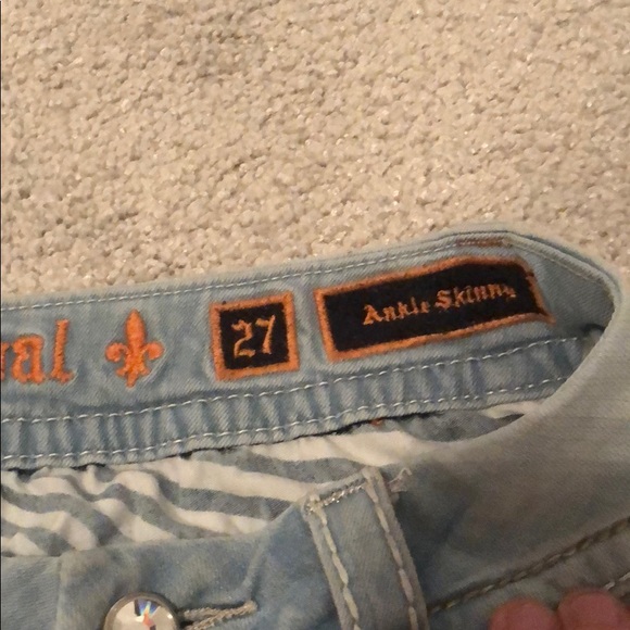 Rock Revival Jeans - Picture 4 of 5